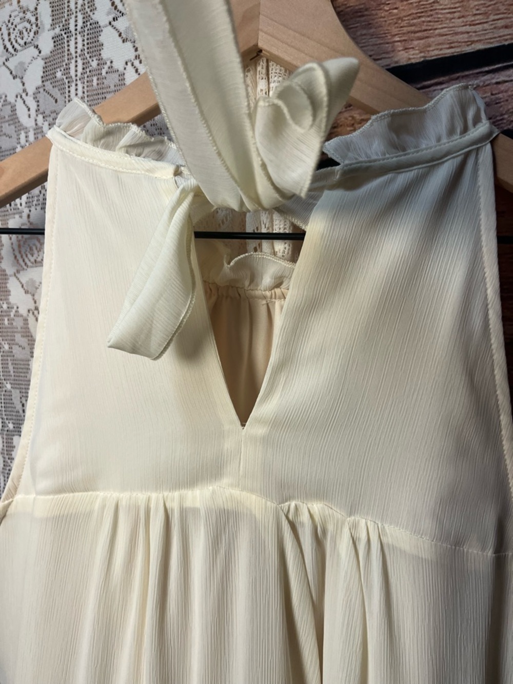 Kirundo Women's Cream Tiered Halter Dress (rack) - Picture 8 of 10